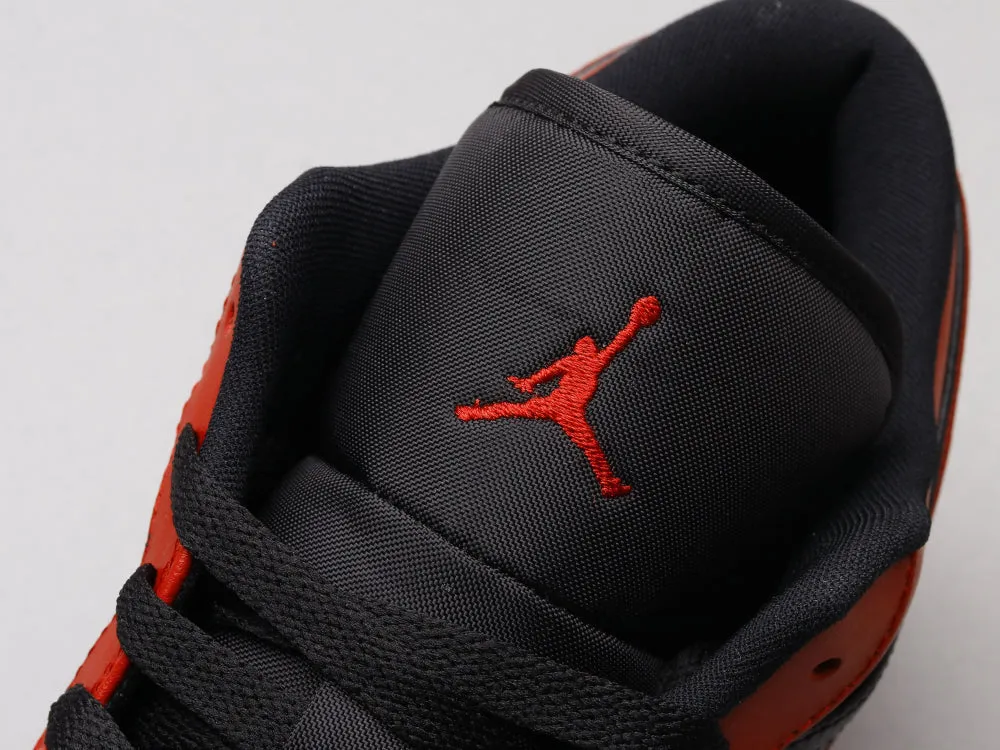 CE - AJ1 Reverse black and red forbidden to wear