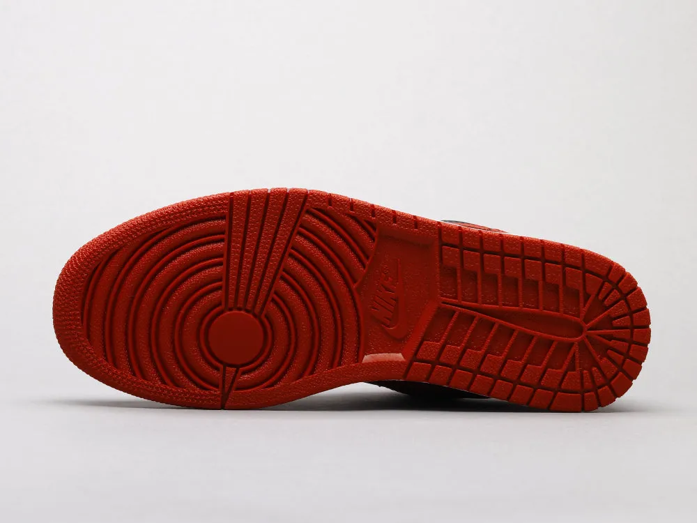 CE - AJ1 Reverse black and red forbidden to wear