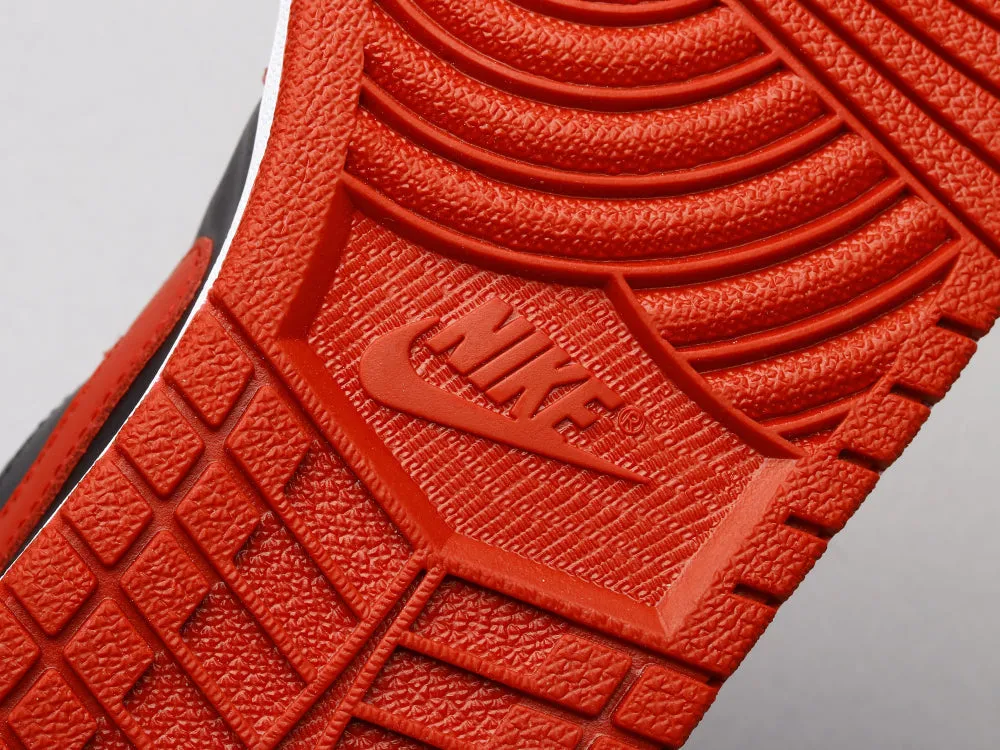 CE - AJ1 Reverse black and red forbidden to wear